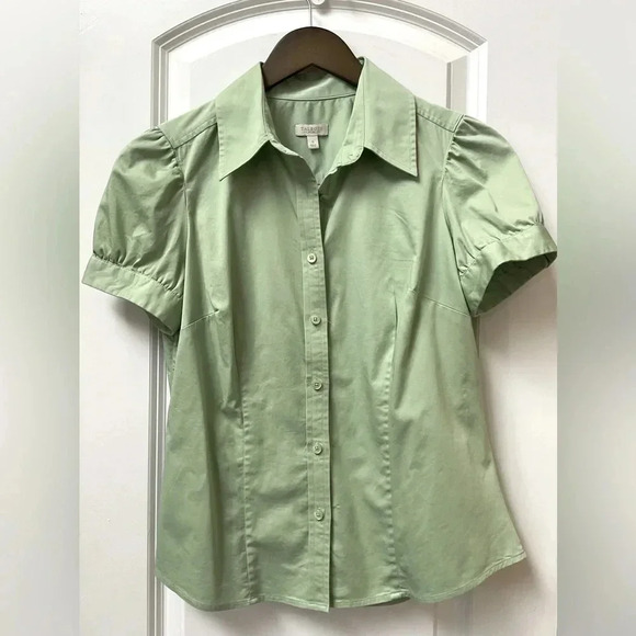Talbots Petite Short Sleeve Button Down - Picture 2 of 4